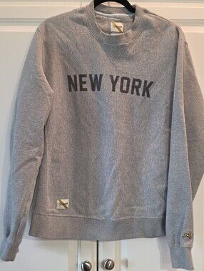 Tracksmith Gray 'New York' Crewneck Sweatshirt Size Large